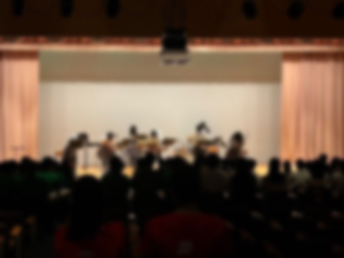 こんにちは☀️

テスト期間が終わり、本日より部活動が再開しました。

アンサンブルコンテストに向けて1日1日を大切にして、練習を頑張りたいと思います。

＃阪南大高　＃吹奏楽部