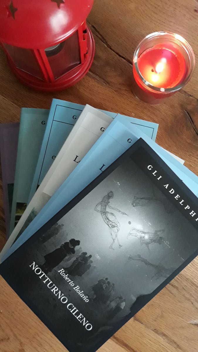 LiberoVolo1's tweet photo. Questa nuova veste @adelphiedizioni di Notturno cileno mi piace da impazzire, è meravigliosa! E' il mio primo libro di questo autore. Come sempre, grazie mille! ❤️ 📚 #novità #newlookbook #unboxin https://t.co/fKcSMSdi45