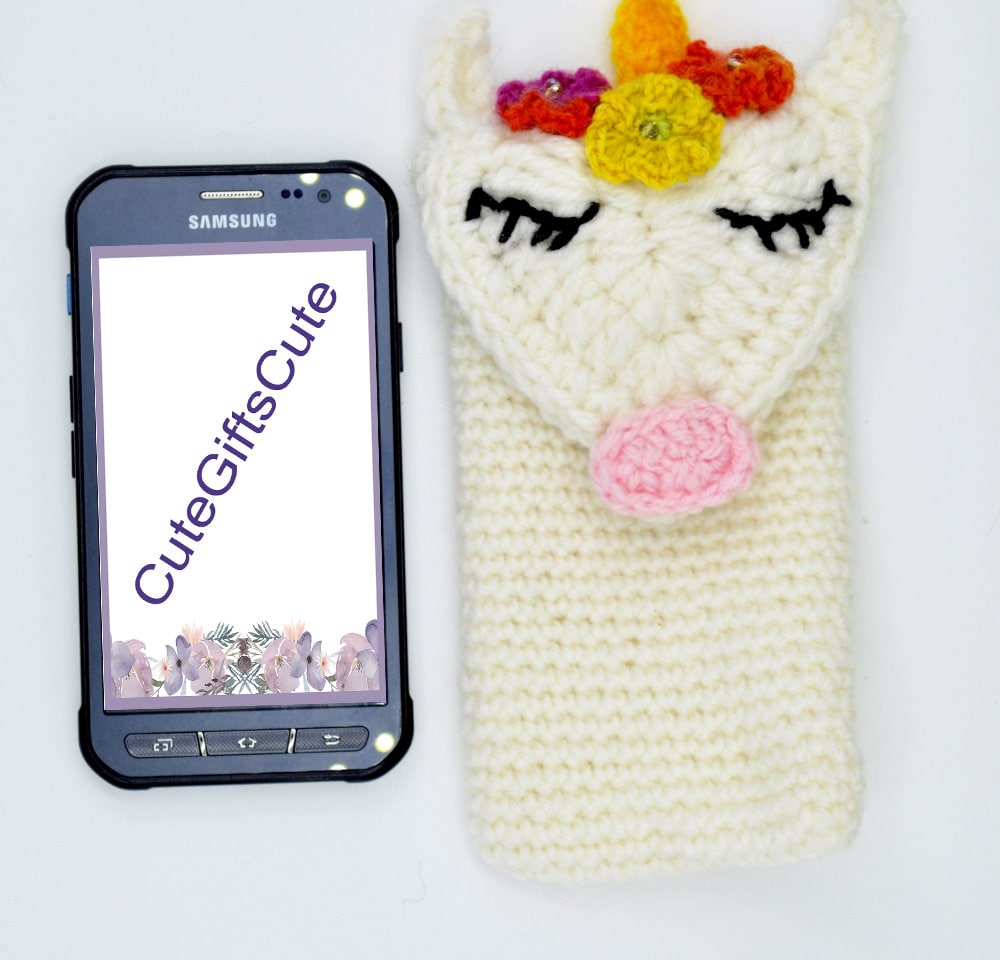 RT @solveigakiran1: Unicorn gift for girls, phone cozy with magnetic clasp, Crochet unicorn gift tuppu.net/25ec751b #htlmphour #craftychaching #shopindie #supportsmallbusiness #Womeninbusiness #Pottiteam #HandmadeHour #Caturday #TMTinsta #CraftBizP…