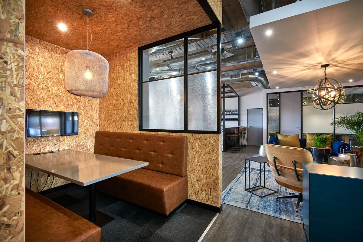 TheWorkspaceSA's tweet image. The Workspace in #PretoriaOldEast – situated in The Club lifestyle centre – offers beautiful, airy #ServicedOffices; affordable #coworking; and #MeetingRoomRental.

To contact the branch directly, call 012 764 7200 or WhatsApp 076 214 9433.