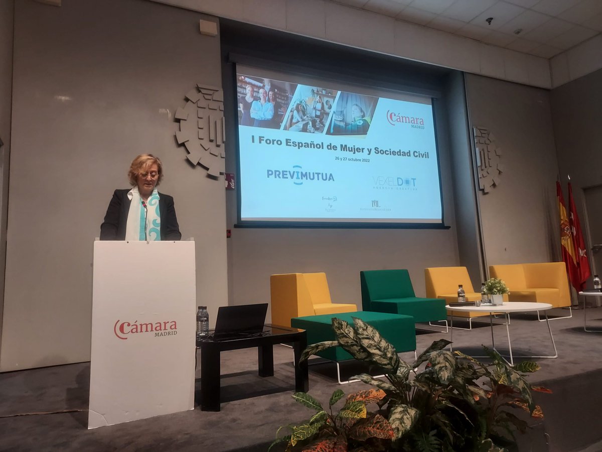 Cámara de Madrid (@camarademadrid) on Twitter photo ⭕️ Comienza el I Foro español de #Mujer y #SociedadCivil, que tendrá lugar hoy y mañana en el Aula Magna de la Escuela de Negocios de #CámaraMadrid.
🗣 <a href="/EVASERRANOCLAVE/">EVA SERRANO CLAVERO</a>, Vicepresidenta de la Cámara y Presidenta de <a href="/AsemeMadrid/">@AsemeMadrid</a> da la bienvenida al acto.
#LiderazgoFemenino ⭕️ Comienza el I Foro español de #Mujer y #SociedadCivil, que tendrá lugar hoy y mañana en el Aula Magna de la Escuela de Negocios de #CámaraMadrid.
🗣 <a href="/EVASERRANOCLAVE/">EVA SERRANO CLAVERO</a>, Vicepresidenta de la Cámara y Presidenta de <a href="/AsemeMadrid/">@AsemeMadrid</a> da la bienvenida al acto.
#LiderazgoFemenino