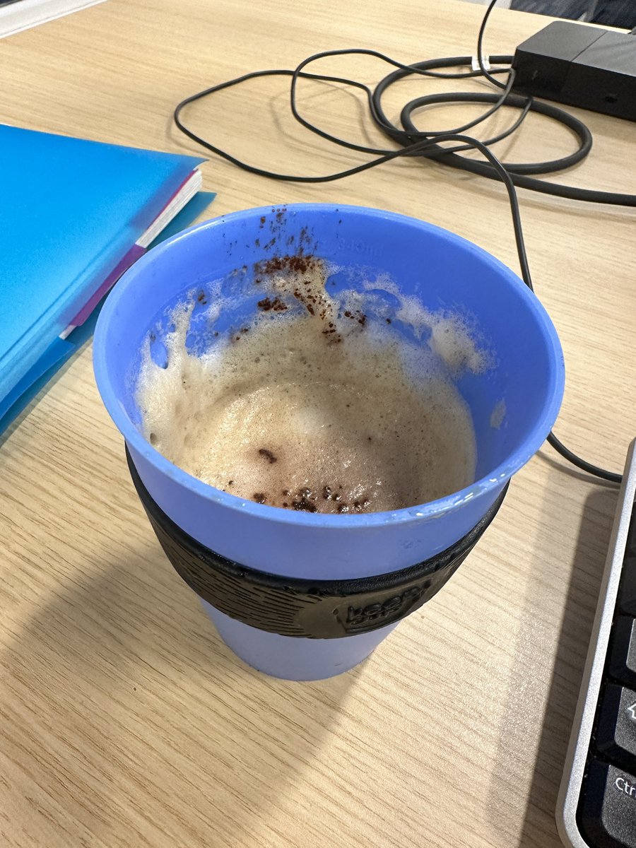StephGold73's tweet photo. @_CaffeNero_ very disappointed with my take away (half cup) cappuccino from #glasgowargylestreet this morning! #wheresmycoffee #halfcup #morningblues https://t.co/E1hz2fBo3n