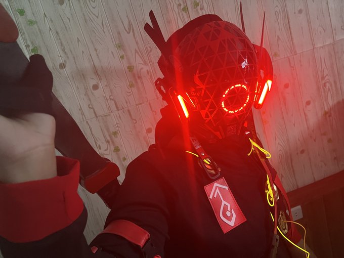 オラのコスプレ来たーーScarlet Nexus の衣装とサイバーマスクの合体や!!! 