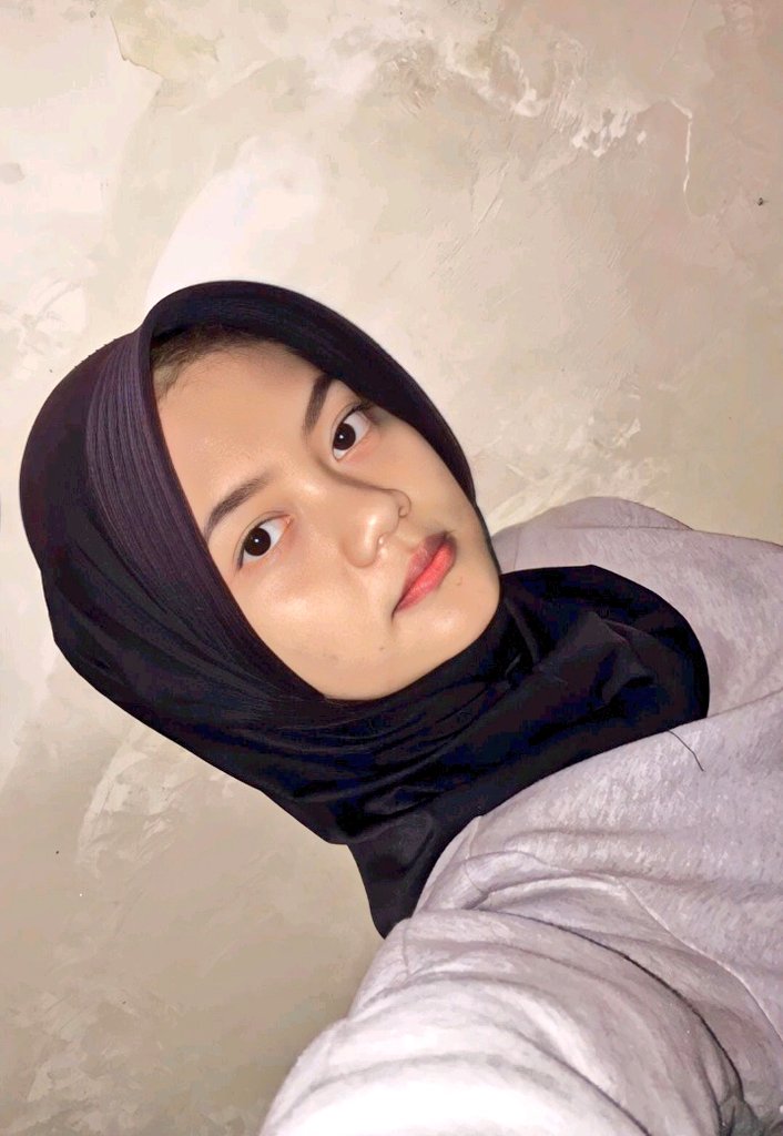 Wisnu66735236's tweet photo. Enak ga muka cw gw 🤤
#SANGE_AAAAAAAA #lontehijab #kontolinmuka #pejuhinfoto #bacolhijab #cewesange #chatsekssange #chatseks https://t.co/kcHj1jgG7J