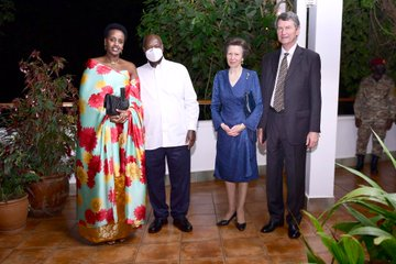 KakwisiM's tweet photo. @KagutaMuseveni President Museveni as his guests talked about the different patronages she had come to support here https://t.co/qNAdEHnO6Y