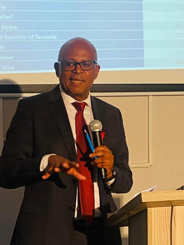 UNAIDS_Eswatini's tweet image. NERCHA National Executive Director, Mr. Khanya Mabuza says we need to address the issue of Sex work and HIV.
#equalize
#endingAIDStogether