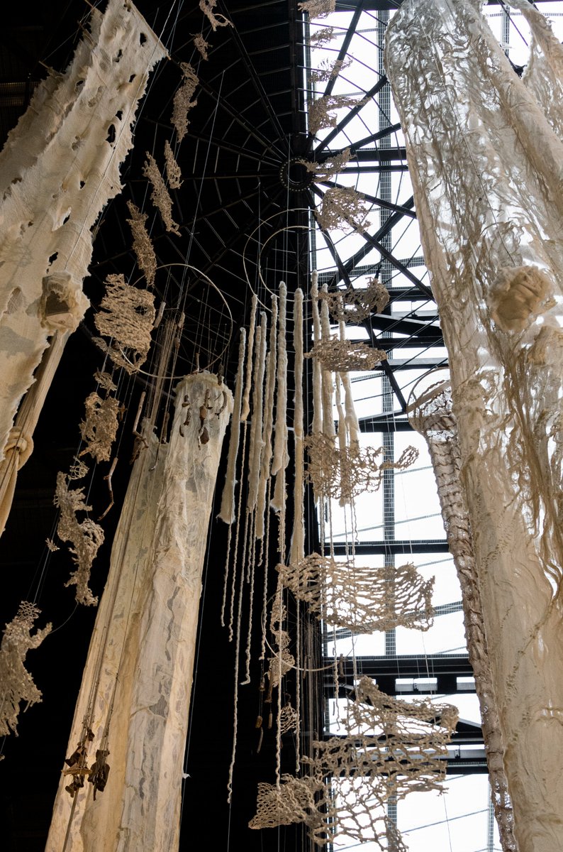 NatFibreCo's tweet photo. We were delighted to help the curatorial team @Tate Modern earlier this year, supplying some additional #wool for an exhibition in their turbine hall: Hyundai Commission: Cecilia Vicuña: Brain Forest Quipu. You can read the full story here: https://t.co/WZlzsNNTVx
#woolweek https://t.co/Js8m1s4tIQ