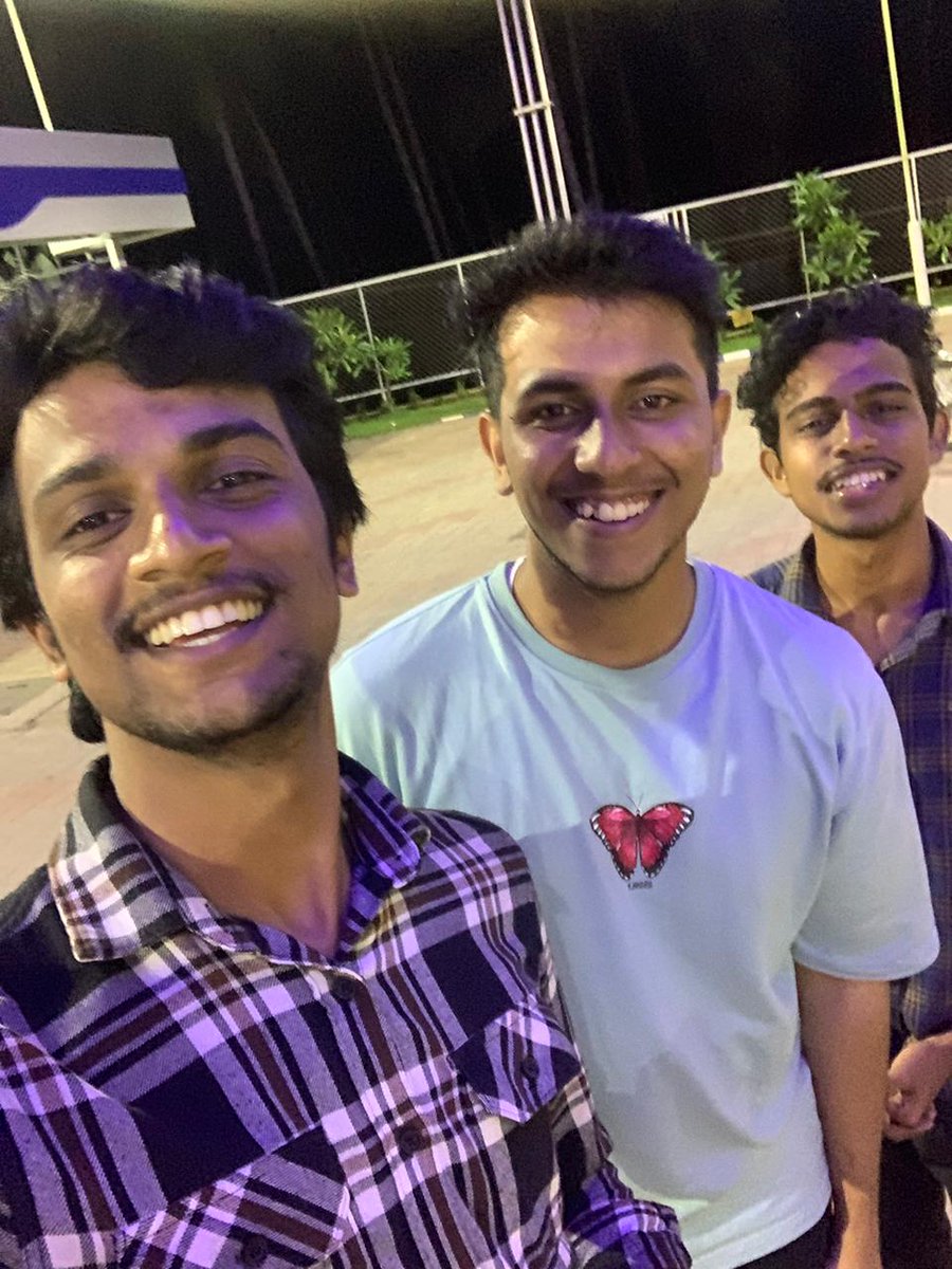 Shinoy49350554's tweet photo. #friendship💜 https://t.co/HUvpnp08XK