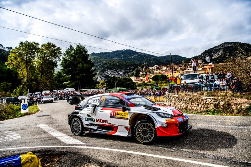 📢 Avui, a les 19:30h, nova edició del @FormulaMarcaBCN amb <a href="/JLlMerlos/">Josep Lluís MERLOS</a> a <a href="/radiomarcabcn/">Radio Marca Barcelona. La Radio del Deporte ⚽</a>. Un programa que arriba carregat de competició i on repassarem l'última hora dels mundials de <a href="/MotoGP/">MotoGP™🏁</a>, #F1, <a href="/WorldSBK/">WorldSBK</a> i <a href="/OfficialWRC/">FIA World Rally Championship</a>. A més, parlarem del WorldRX amb el pilot <a href="/pepearque/">Pepe Arqué</a>; i 👇