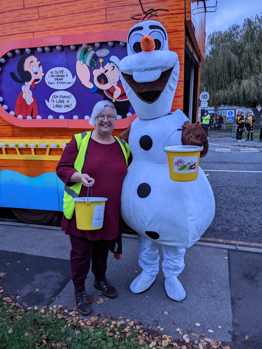 FearFreeCharity's tweet photo. Check out our team in action at the Trowbridge carnival❗ We are really #proud of everyone for braving the weather and raising awareness and support for Splitz❗

#trowbridgecarnival #trowbridge #carnival #Collection https://t.co/2QriNVbJKE
