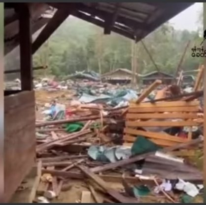 pzl_jourlm's tweet photo. Kachin local media reported that the junta military inhumanly BANNED the urgent medical treatment for over 100 civilians who were injured by barbaric airstrikes at a music concert - 62th anniversary of KIO army in #Hpakant town, #Kachin state this morning. @UN @hrw @WHO @nslwin https://t.co/t6yBcF2tFR