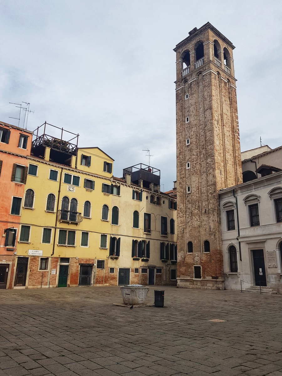 EnjoyRespectVe's tweet photo. Il Battesimo di Cristo, una delle più grandi ed ultime opere del #Tintoretto, conservata presso la chiesa di #SanSilvestro, sul primo #altare
L'interno della chiesa è in stile #neoclassico, ad una sola navata. Esposte anche opere di #Loth, #Ferrari, #Santi, G. da #Santacroce https://t.co/UE4a5HFNIj