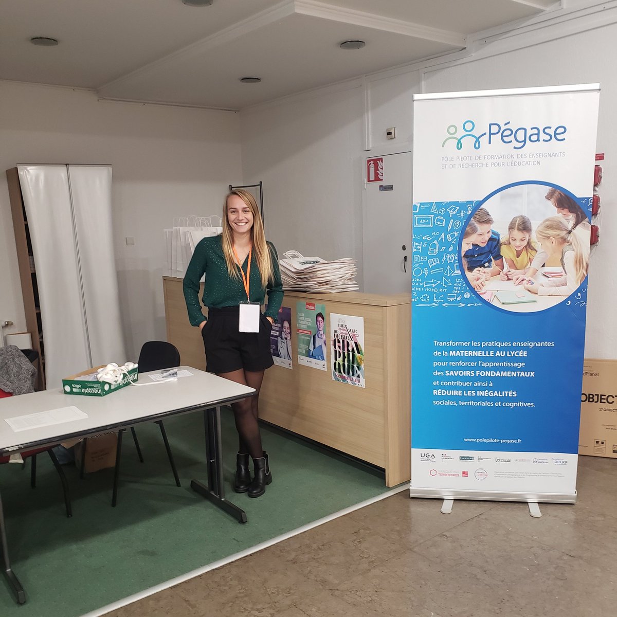 L’équipe du <a href="/PolePegase/">Pégase</a> est prête à vous accueillir pour la Semaine Internationale de la Pédagogie #SIP2022. Et si vous ne vous êtes pas inscrit(e)s, pas d’inquiétude, vous pourrez avoir accès aux conférences en distanciel : bit.ly/3D6JSqn