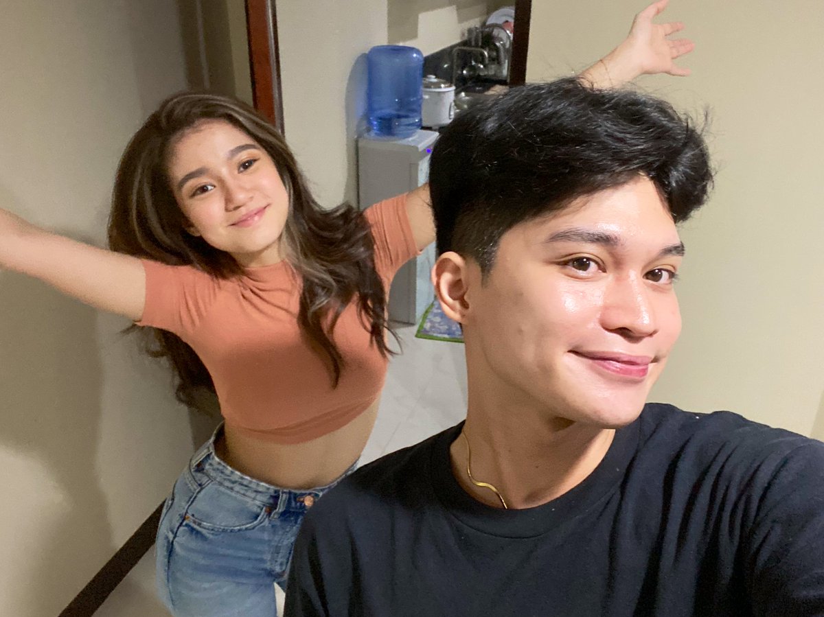 adrianlindayag's tweet photo. ETO NA NGA… YUNG PANGALAN KO NASA STAR CINEMA POSTER !!! dati minamanifest ko lang, ngayon totoo na. sabi ko noon magiging best friend ako ng leading lady ng isang bonggang Kapamilya love team sa isang pelikula ng @StarCinema READY KANA BA MANGISAY #AILNov23 #StarCinemaIsBack 💫 https://t.co/mYvAgJpWWJ