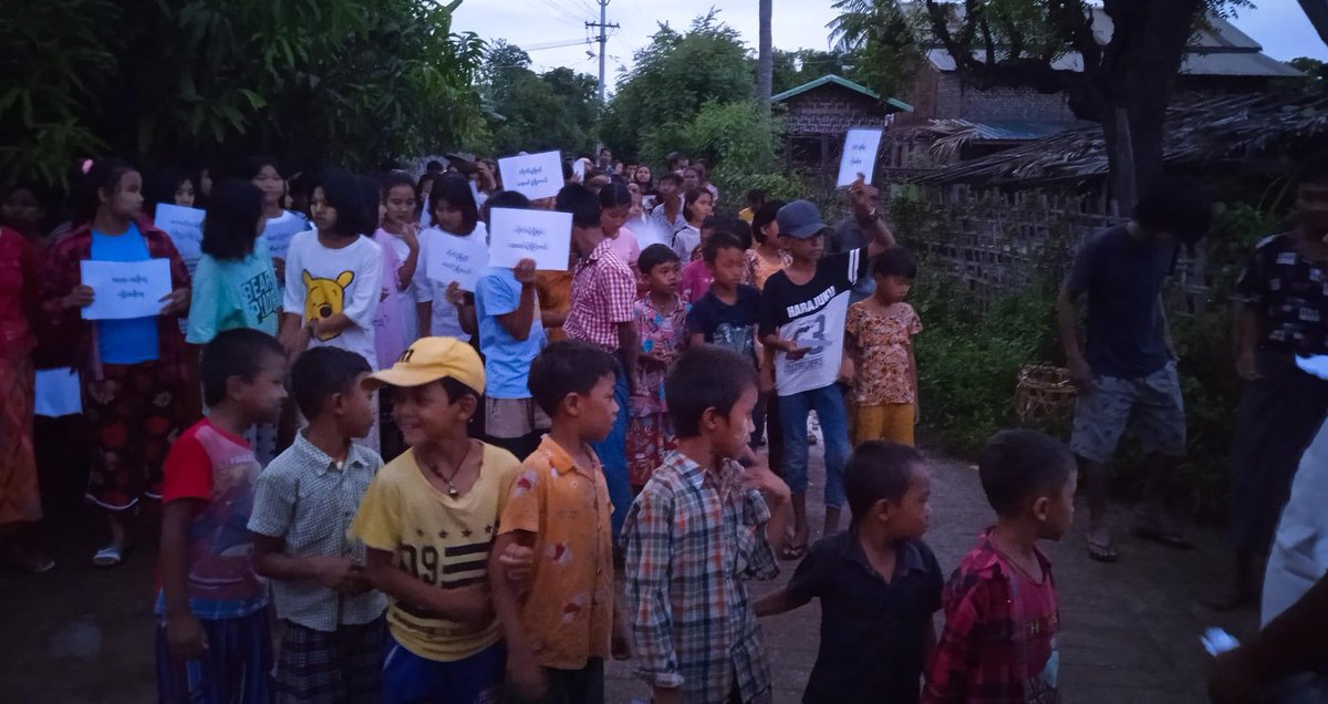 Revolutionary people from a village of #Kani Twp, #Sagaing , staged a strike to overthrow the #MilitaryDictatorship on Oct24.

#2022Oct24Coup  
#WarCrimesOfJunta  
#WhatsHappeningInMyanmar