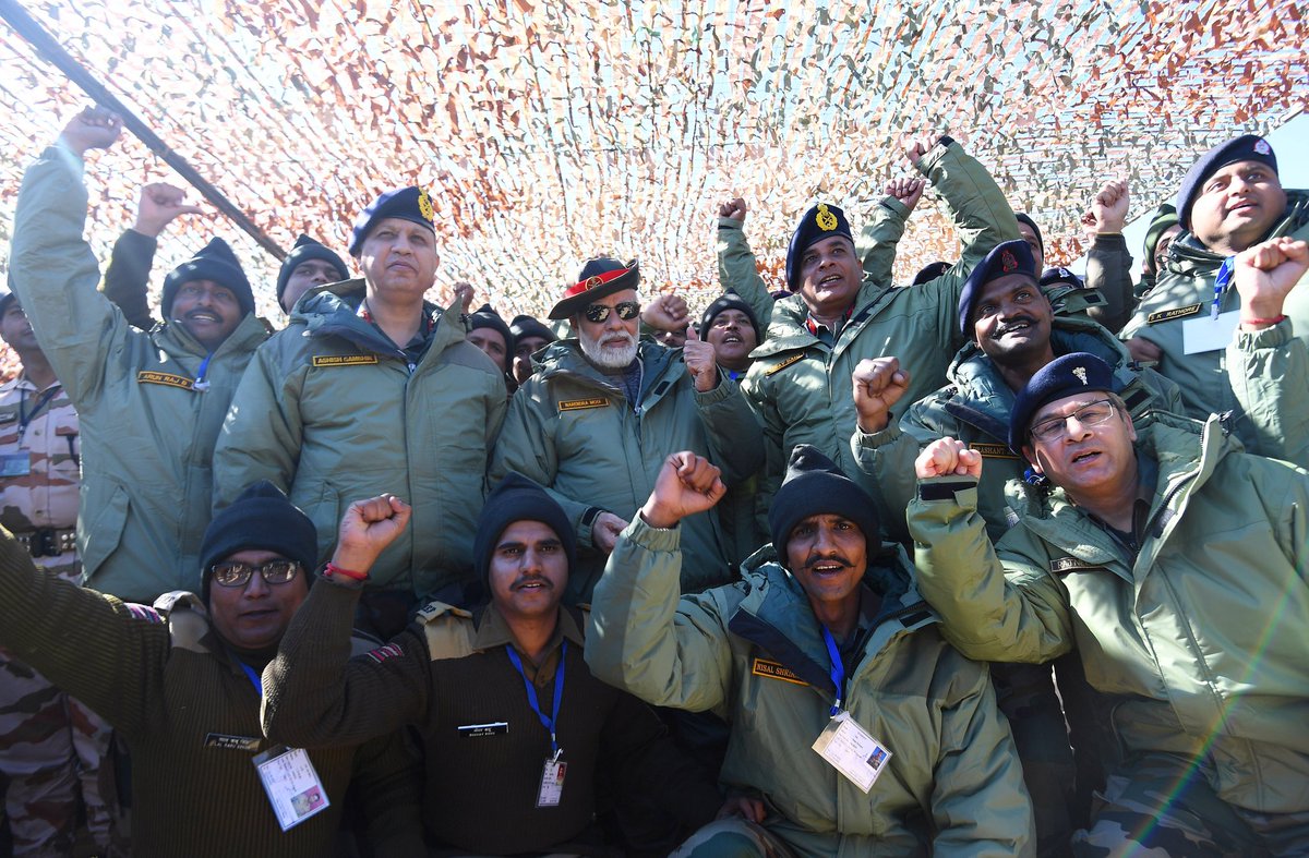 Sivaprasath_SS's tweet photo. True inspiration to all the #worldleaders we are delighted and blessed to get Shri @narendramodi ji as our @PMOIndia who always thinks about the development of the nation and respects people who are working for the nation 🇮🇳 #modiinkargil #believeinmodi @BJP4India 🪷🪷 https://t.co/aOZme2eLN7