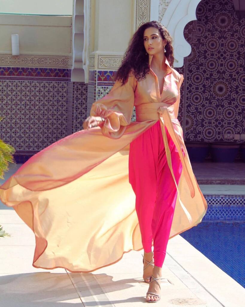 therealbelionel's tweet photo. Wallada  Collection, another collection that speaks of a woman’s essence and the art of poetry. 
This time to celebrate Deep Devine Feminine Power. Dedicated to the Umayyad poet and princess, Wallada Bint Al Mustakfi, an Empowered Women from an era where… https://t.co/NNboPznnMi https://t.co/B6AwtviybE