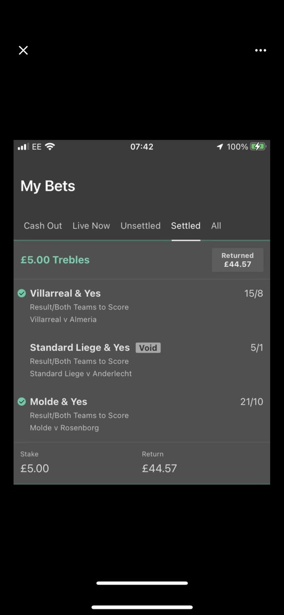 LiamRob85512010's tweet photo. @pantchico @bet365 Same for me this should have been £267 and I get £44.57 shocking from them https://t.co/lZ2IpPggHV