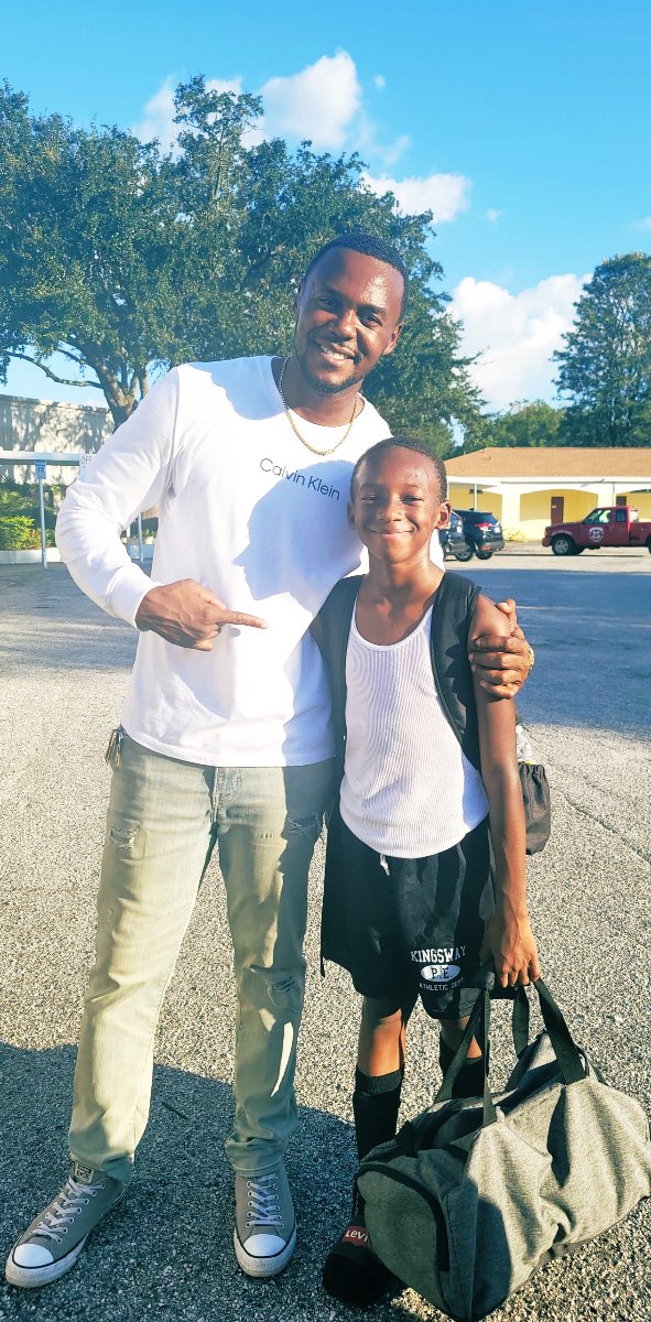 When you are doin the “depot point” unknowingly 😂. Jeiden “Silk” Wynn &amp; Dad. #TopFootball&amp;Soccer player in school#3GoalsOnTheDay.