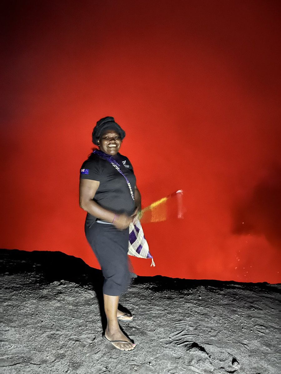dzenivah's tweet image. Standing on the edge of #Yasur volcano on Tanna #photocapture, can be scary but exciting ! 😁😁 #rumbling #shooting #hotlava. The #redglow brightens the night🔥 #anadventurenot2Bmissed ✔️✅