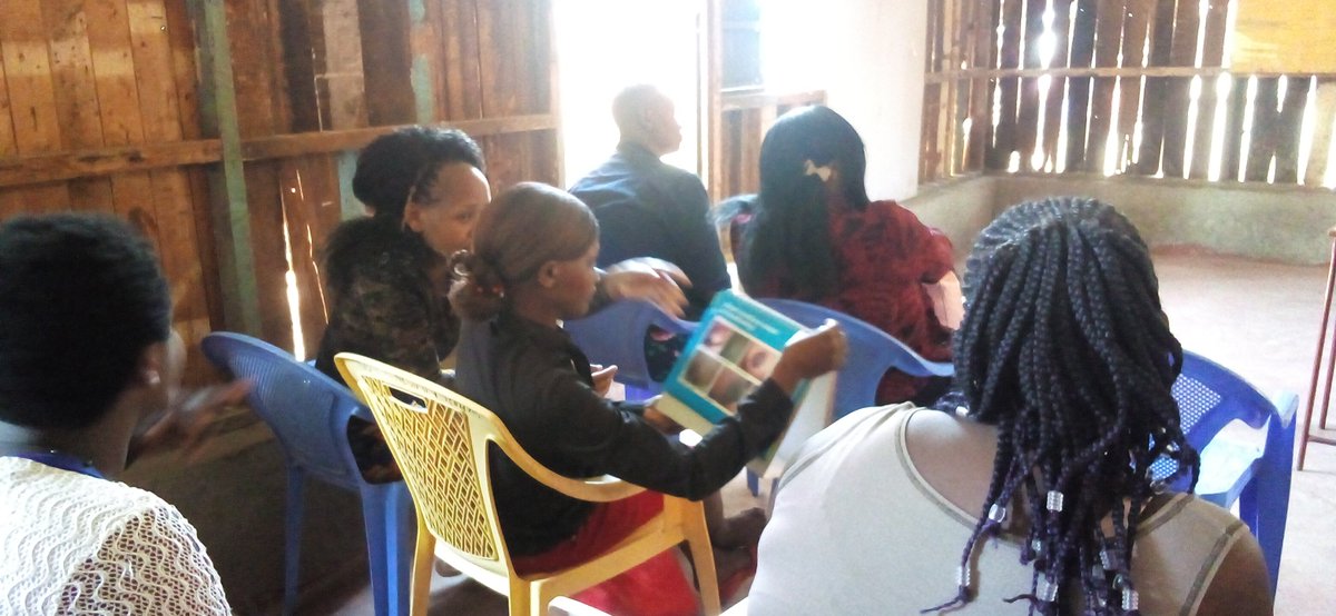 NgaoFoundation's tweet photo. It is Breast Cancer awareness month! The Ngao Foundation PRELACT group had a rare opportunity with Nutrition students from the Thika School of Medical and Health Sciences to learn about breast complications during breastfeeding.
#tsmhs.
#BreastCancerAwarenessMonth . https://t.co/hXimoHeuZx