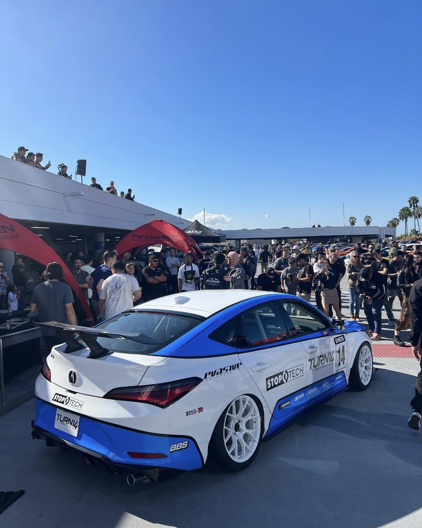 aozakana_jdm's tweet photo. デビュー戦では現地でかなり酷評だった #nextgenintegra
昔のテイストもありつつ、ツーリングカー的なビルドでお披露目されたこのインテ本当カッコいい!☺️
同じインテグラ乗ってる身としては今後どんな展開がされるのか気になるし、もっとたくさんカッコいい車両が増えてくれることに期待!! https://t.co/UBc0LZjQSX