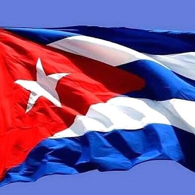 Es lunes, e inicia nueva semana de trabajo, de resistencia y de victoria!!! Es lunes y en el cielo de #Cuba 🇨🇺 continuará ondeando, libre y soberana, la más bella de todas las banderas.
#FuerzaCuba 
#CubaViveyVence