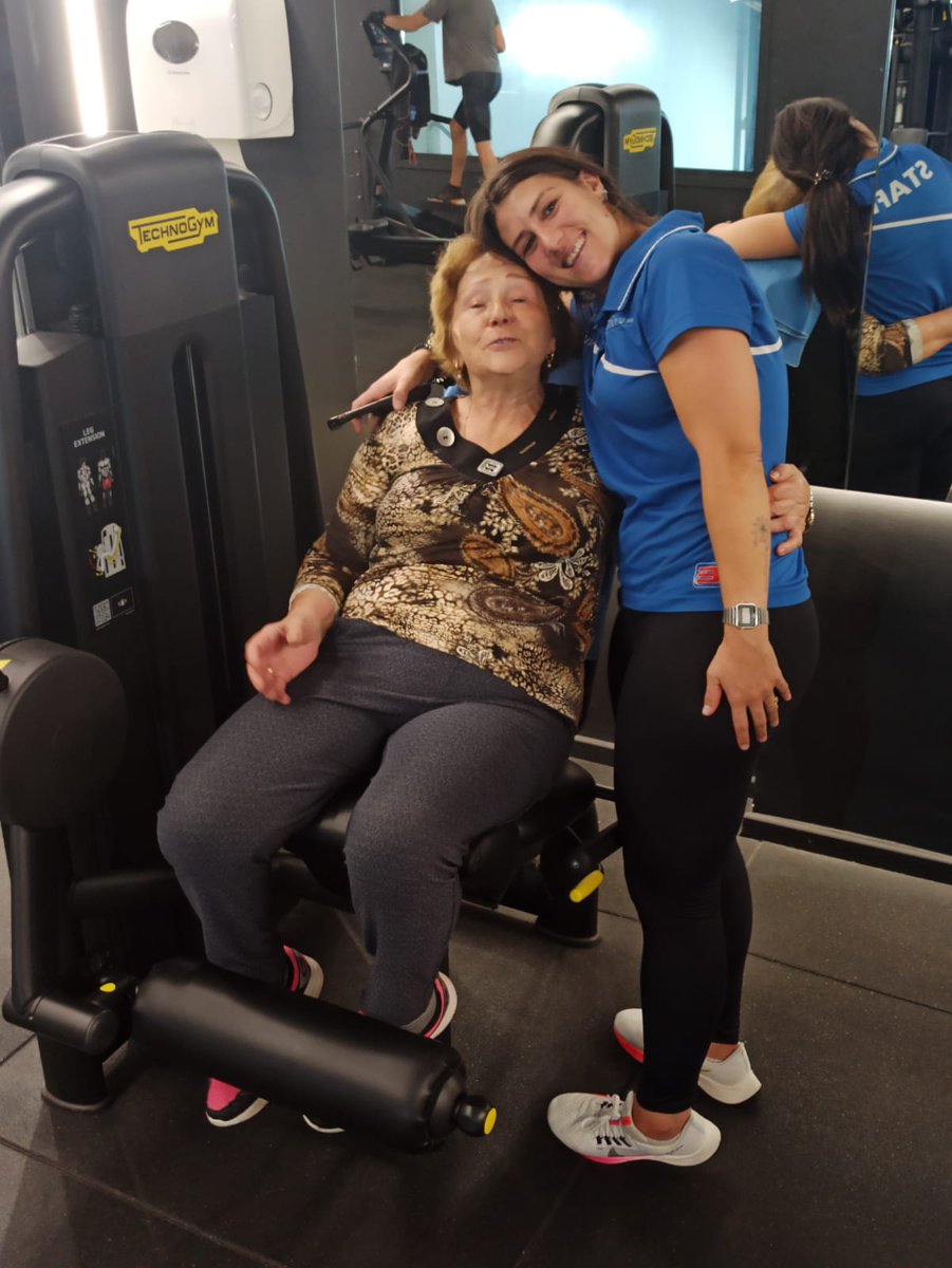 ColiseumCentro's tweet photo. Las personas adultas mayores deben hacer ejercicio, sí o sí.

Porque mejora su calidad de vida, disminuye su fragilidad y debilidad muscular, aumenta su bienestar y felicidad...

💪 #EspírituHealthSpace
☎️ Whatsapp: 986 225 201 https://t.co/cATPG0IFwv