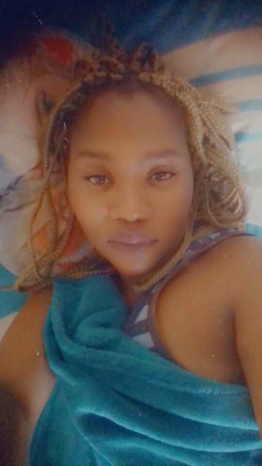 LoviesMokabo's tweet photo. Food poisoning be showing me flames
#amSick
#DYING😣😭💔 https://t.co/Au5CFc0NUp