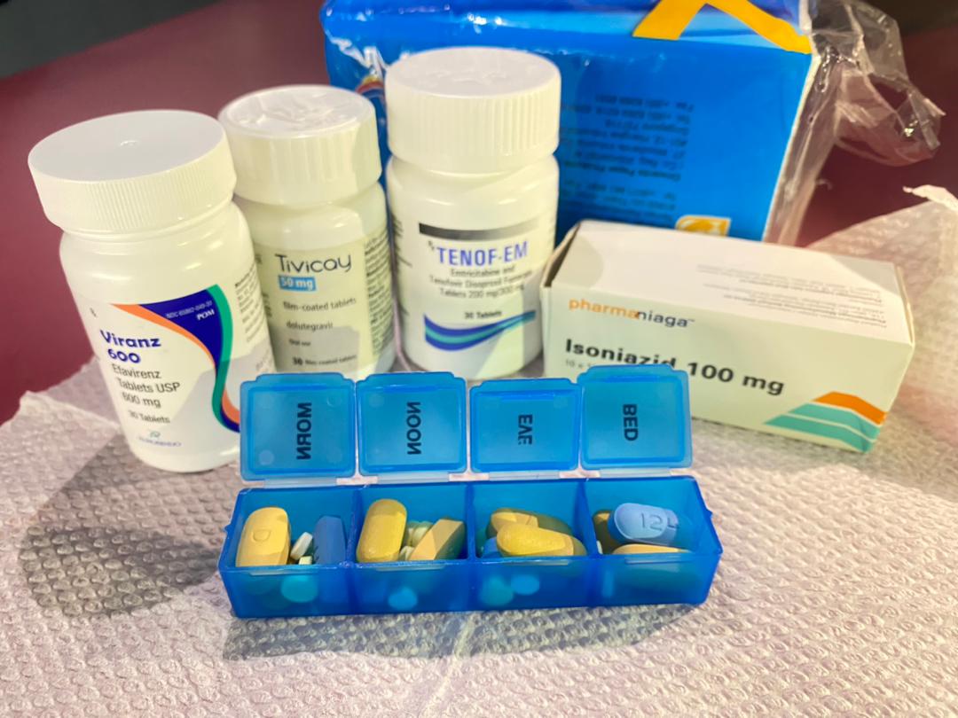 Sawedekap's tweet photo. Drugs that have started HIV treatment 💊💉🧬 https://t.co/CyjotGJDs2