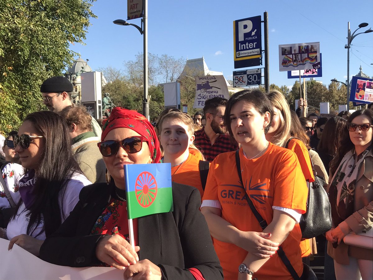 laurenceauer's tweet photo. Marche contre la violence faite aux femmes à #Bucarest organisée par l’ONG @CentrulF 21 ambassades signent l’appel “ensemble pour la sécurité des femmes” #prevention #education #protectionjuridique https://t.co/ziwt3cbxg1