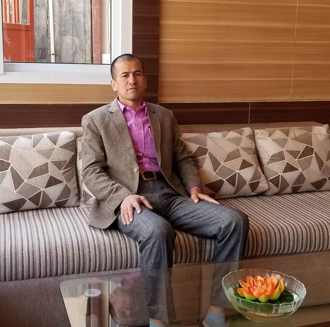 Rameshak47's tweet photo. दिपावलीको पावन अवसरमा देश तथा विदेशमा रहनुभएका सम्पूर्ण नेपाली दाजुभाई दिदी-बहिनी तथा आफन्तजनहरुमा सुस्वास्थ्य, शन्ती र समृद्धिको हार्दिक मंगलमय शुभकामना ब्यक्त गर्दछु । https://t.co/03sfB228Lo