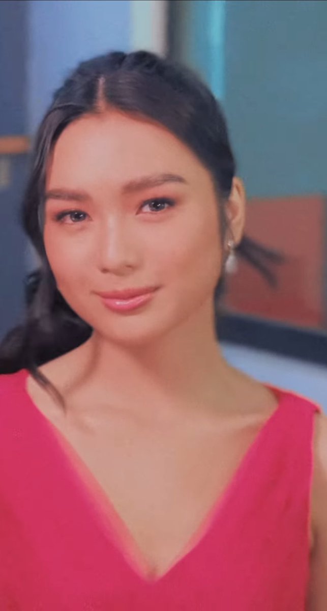 CarreLsOFC's tweet image. Stunning Francine Diaz! 💛❤️

@/Jaywee's IG post
🖇️: instagram.com/reel/CkFa2k4pb…

#FrancineDiaz || @francinecarreld 
#ColgatePH #SmilewithColgate