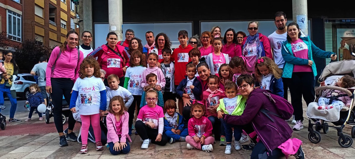 Hoy nuestras familias y profesores hemos aportado un pequeño granito de arena para que la asociación <a href="/rosae/">rosae</a> pueda seguir investigando. Ha sido una actividad integrada dentro de nuestro #proyectoatusalud.