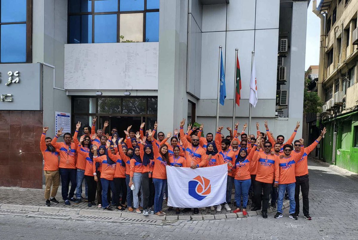 FuelSuppliesMv's tweet photo. FSM is with our team!
Wishing all the best to our team.
@clubmaldives @Fuelrecreation
#ClubMaldivesCup2022 #teamfsm https://t.co/TDjMRolFwP