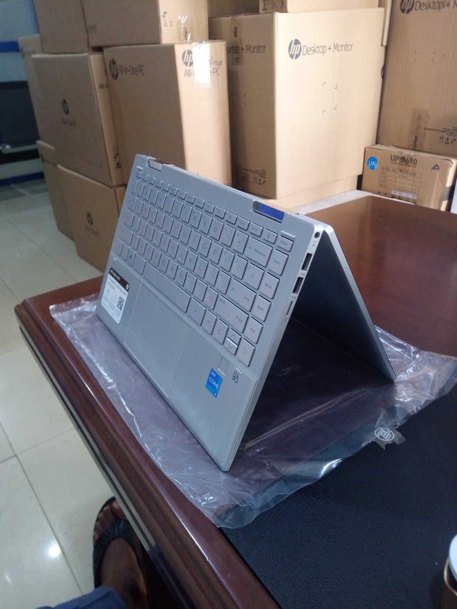Raymond_Tk5's tweet photo. #AbujaTwitterCommunity For Anything ICT related ( Laptops, Desktops, Printers) I'm Your plug 🔌💯.  Rt Please 🙏
#AbujaCommunity https://t.co/1x1rYJlR02