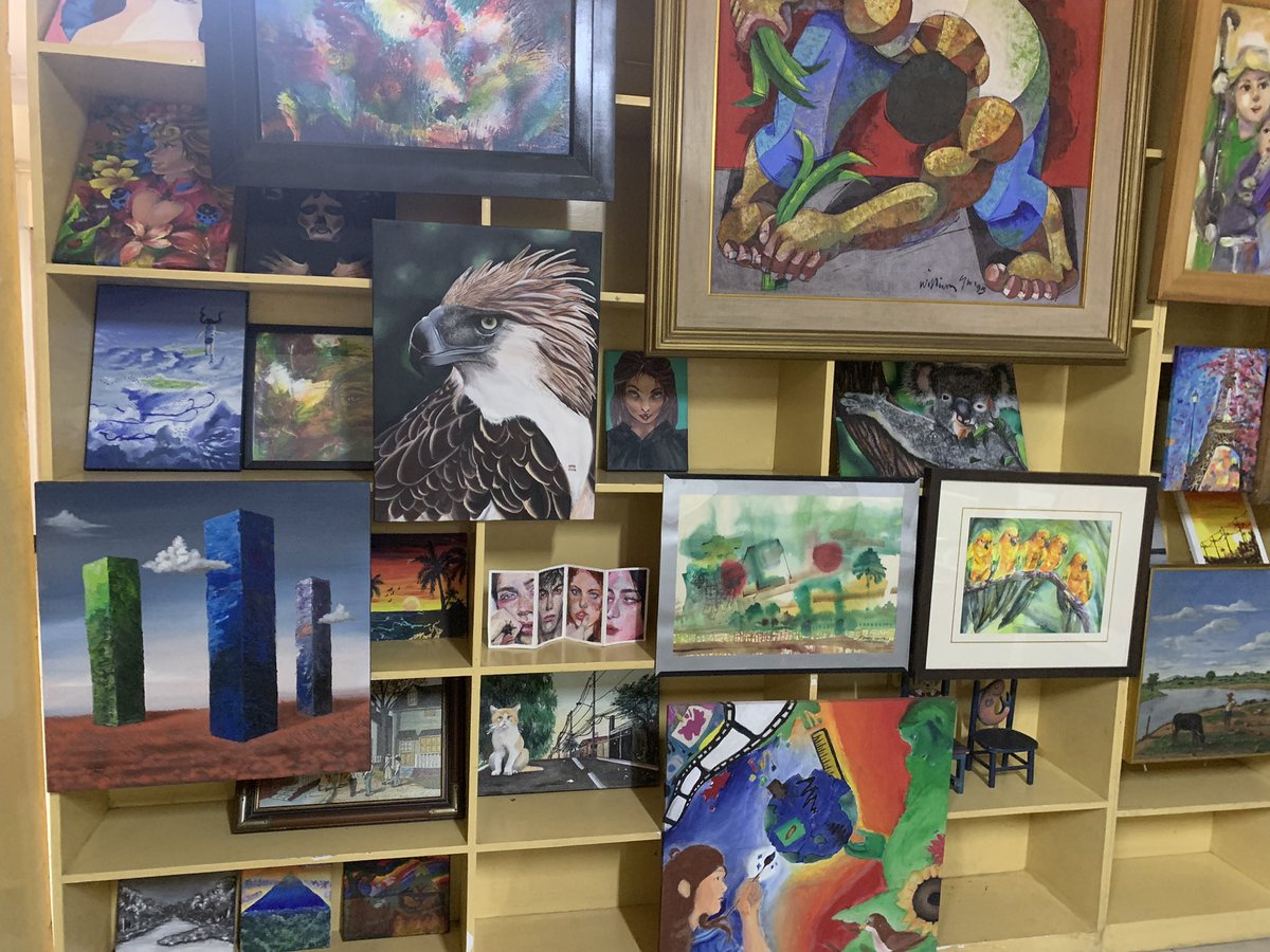 Amazing this Infant Jesus Academy of Marikina because they have a trove of artwork in their building done by local artists and their students. Impressive paintings and antiques including some Ifugao carvings. The artistry of their students, amazing x