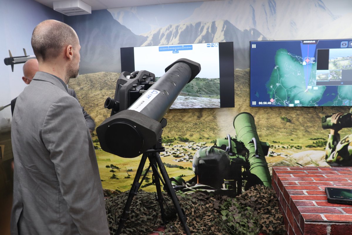 AmitSainiDotIn's tweet photo. Indian Defense Expo is a perfect opportunity to showcase defense technologies from around the world in India. 
Participation of Indian companies and startups is also commendable!! 

#india #startups #opportunity #defenceexpo 
#DefExpo2022 https://t.co/Rg0lecBfAN