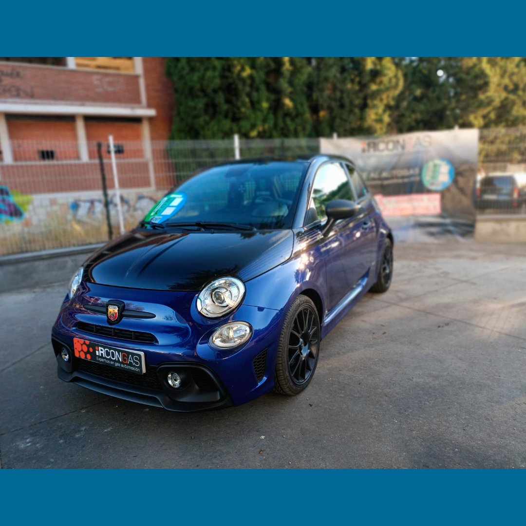 Astrave_oficial's tweet photo. ☀️¡Buenos días!
🚗Para arrancar la semana con energía, ¡tenemos nueva transformación! En este caso, de la mano de @iRCONGAS, que ha transformado este Fiat 500 Abrath 595 de 165 cv con un con depósito toroidal interno de 39L brutos.
#RedASTRAVE #gas #GLP #autogas https://t.co/oOcyXgJGfA