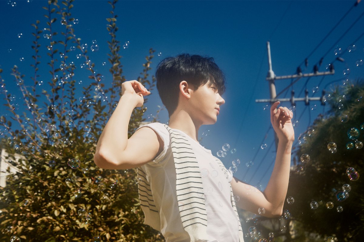 JUNGHYUN 『Young &amp; Beautiful』
2022.10.28 COMING SOON

#정현 #Junghyun #The_1st #Young_n_Beautiful