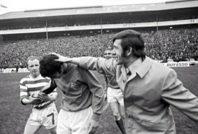 WATP72RFC's tweet photo. 🗓 #OnThisDay 1️⃣9️⃣7️⃣0️⃣ : Willie Waddell wins his first Trophy as #Rangers Manager with a 1-0 win in the League Cup Final over Celtic. 16-year-old Derek Johnstone scored the winner 5 minutes before half-time in front of 106,263 fans at Hampden. https://t.co/GOnPZBVNE6