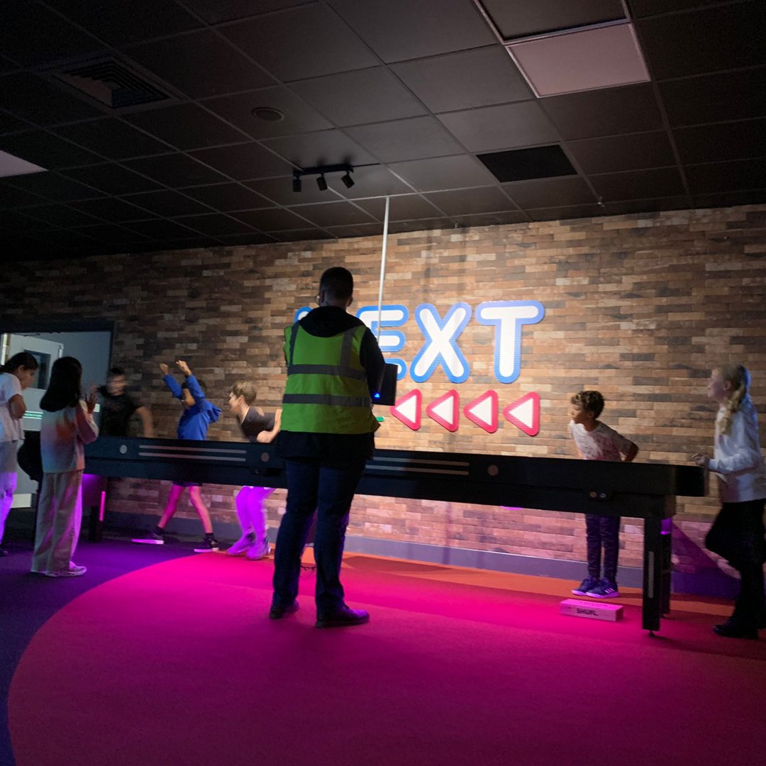 vrn3xt's tweet photo. It was wonderful to host Year 6 from @HPA_Shortlands. We work with schools to create immersive learning and active experiences. Enquiries: schools@vrn3xt.com.
#vrn3xt #immersivePlay #vrArcade #airsoft #Bromley #ActiveZone #VRLearning #VREducation #Education #SchoolsVR https://t.co/MEBHnds5AP