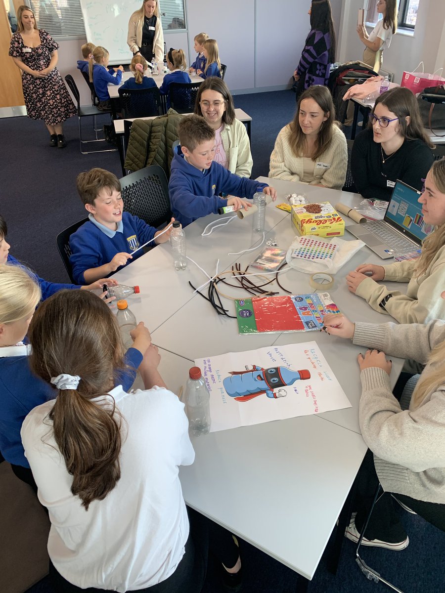 HEL71_'s tweet photo. Wishing the Swansea Uni primary PGCE students a wonderful start to their first teaching placement. We are sure you will do us proud. Mwynhewch!
@SCO_wen @russellgrigg @PGCEswanseauni @ProfTomCrick @DrRyanMurphy https://t.co/9DiTpO5sae