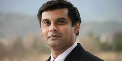 AajKamranKhan's tweet photo. انتہائی افسوس ہے آج صبح ارشد شریف کے بہیمانہ قتل کی خبر کی آمد کے فوراً بعد ہمارے کچھ چینلز نے اس واقعے کو ظالمانہ spin دیتے ہوئے اسے ٹریفک حادثہ کہنا شروع کردیا یاد رکھیں ارشد شریف قتل پاکستان میں آزادی صحافت کی طویل مکروہ تاریخ کا مکروہ ترین واقعہ ہے حکومت خاموش افسوس صد افسوس https://t.co/5K6dcBwI22