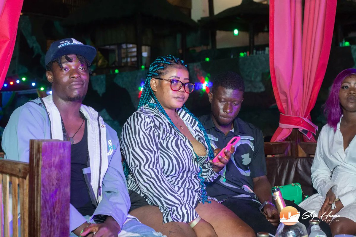 shiphauzz's tweet photo. It's back to back vibes anytime you pull up at the @shiphauzz
#ShipHauzz
#FunNonStop https://t.co/OCUlOfHauU