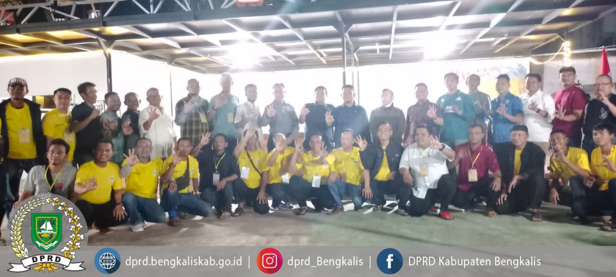 dprdbengkalis's tweet photo. Menyambut Hari Sumpah Pemuda, Sahabat Syafroni Untung Buka Turnamen Domino https://t.co/1fYMIbvxzV https://t.co/fxdh3rQ0FC