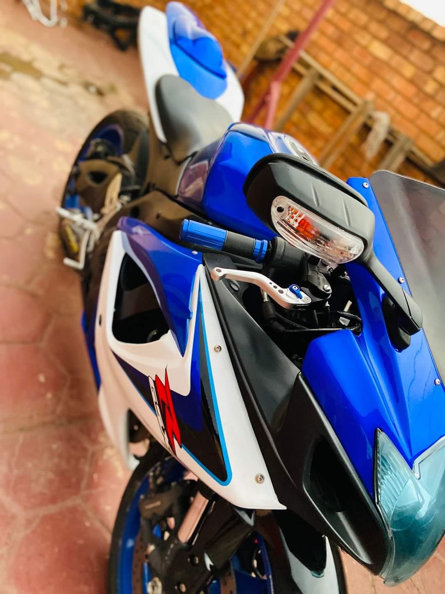 MatukaneIan's tweet photo. SUZUKI K7 GSXR 750cc
-Two brother exhaust
-Shorty levers
-Light protector
-48 569 km 
-Papers up to date

Location:Pretoria 

R64 900

WhatsApp: 078 200 7248 https://t.co/HlK2HP8izH