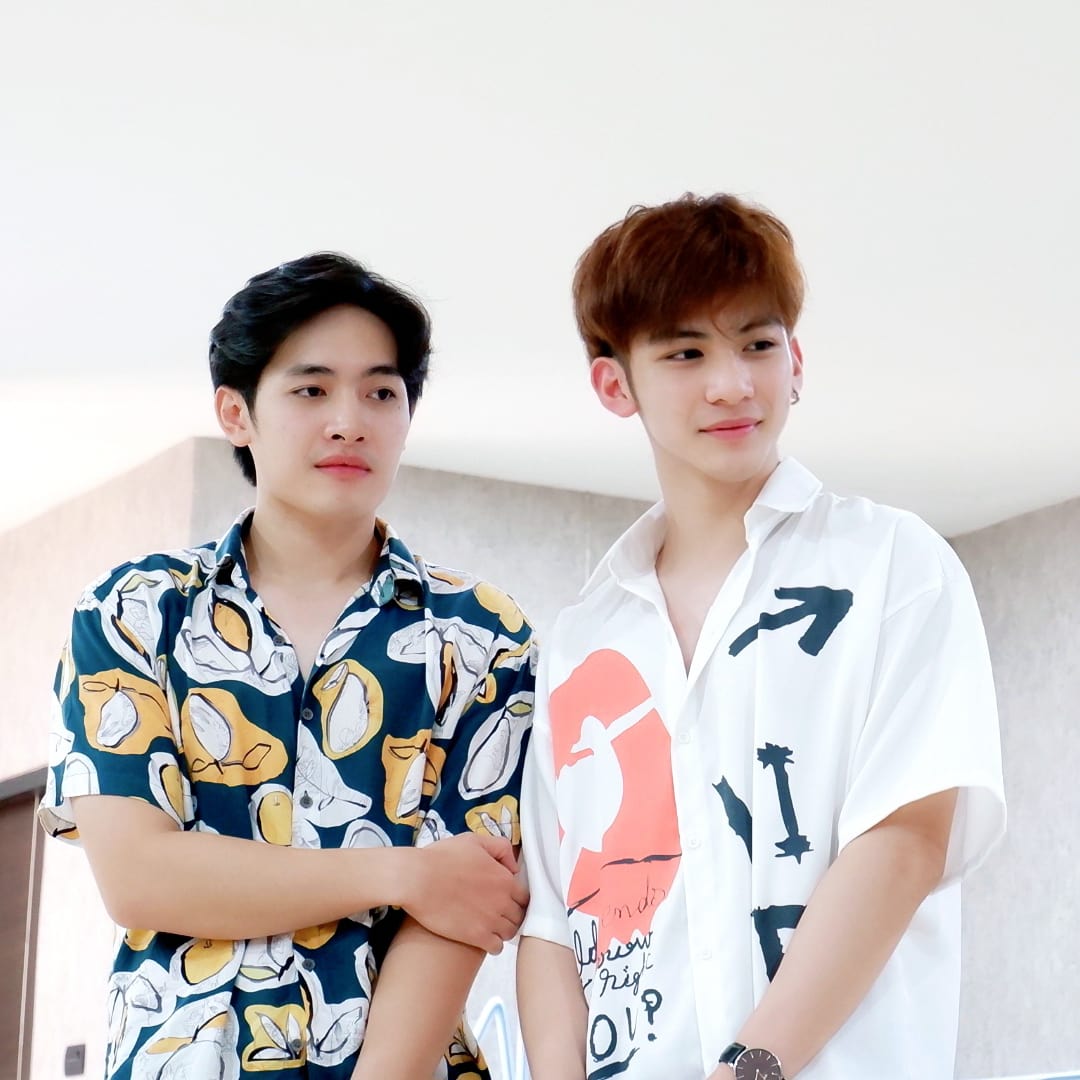 JimmyofficialTH's tweet photo. 23/10/22
แคมป์ & จิมมี่
นสด.Time the series
WorkShop
#TimetheseriesWorkshop
#Timeผ่านเวลา
#Timetheseries
#SeriesY
#GYBentertainment
#Mflowentertainment
#Gooddramastudio
#แคมป์จิมมี่Timetheseries
#CampKunatip
#แคมป์คุณาธิป
#jimmyjiramate
#jiramateChu
#จิมมี่จิรเมธจู https://t.co/05oeQhAv0u