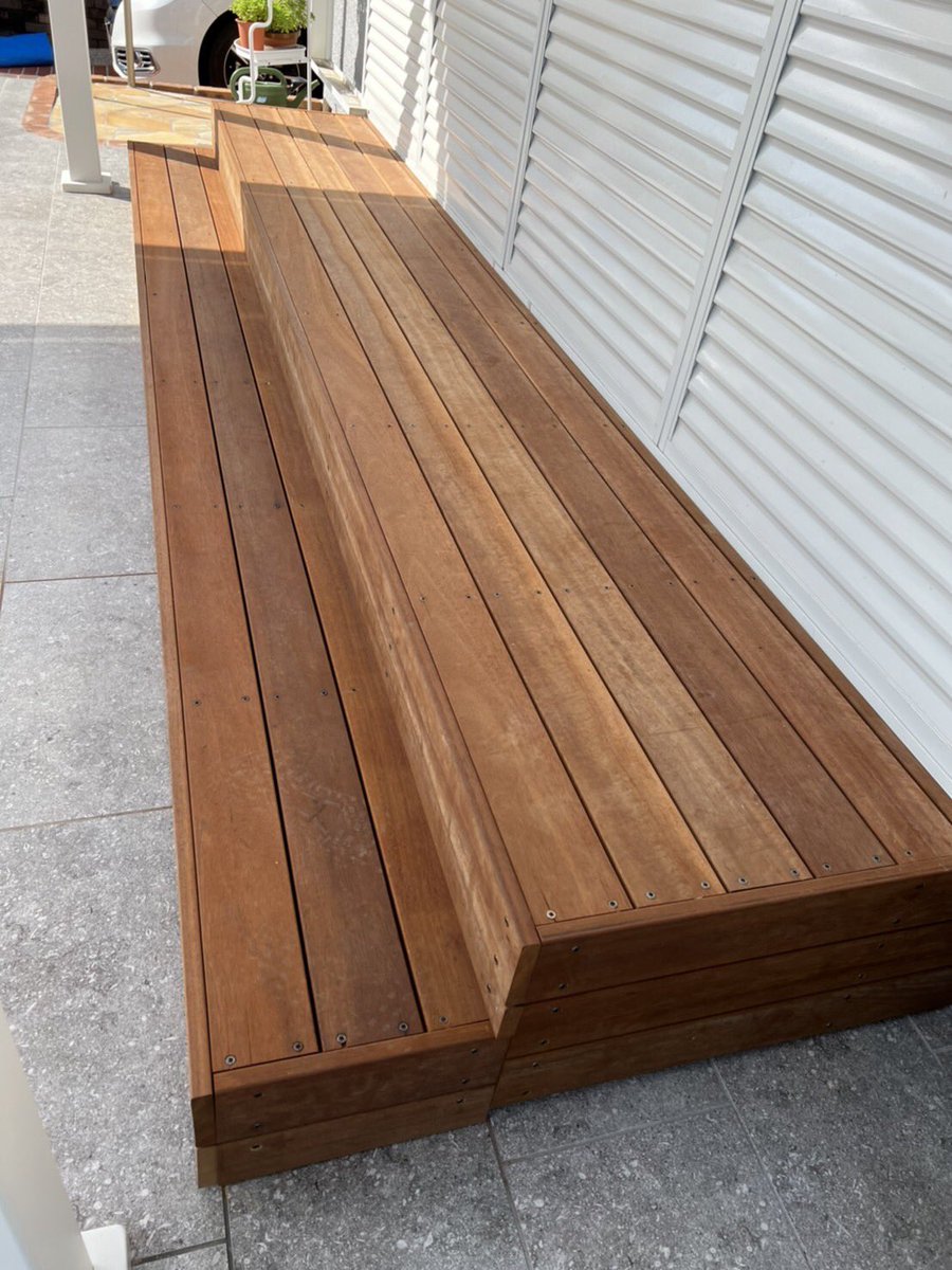 久しぶりにウリンちゃんでウッドデッキ作ったお
いい感じや🙄