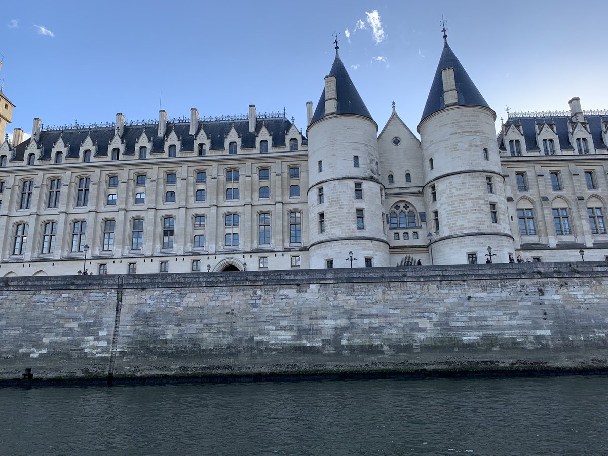 CCSeniorTrips's tweet photo. Pompidou Centre, Seine Scenes …Orangerie and Monmartre today. #clairescourt #CCSeniorTrips #CCMFL #CCFrench #CCFamily https://t.co/s6EtVAZCN3